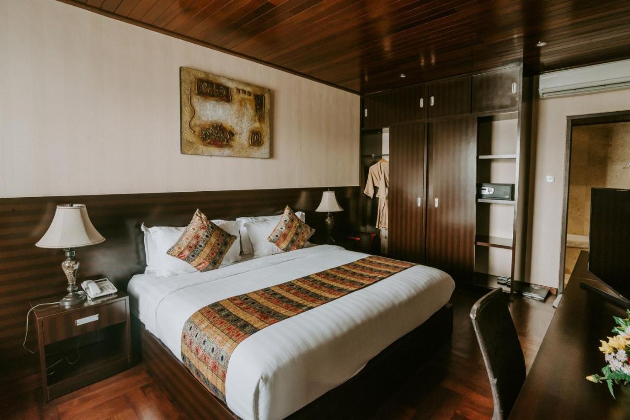 Arthur Suites By Mahavilas Kuta  Luaran gambar